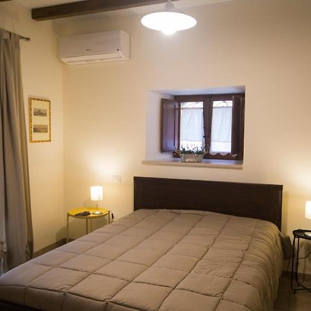 Alla Scalinata Milazzo Exteriér fotografie